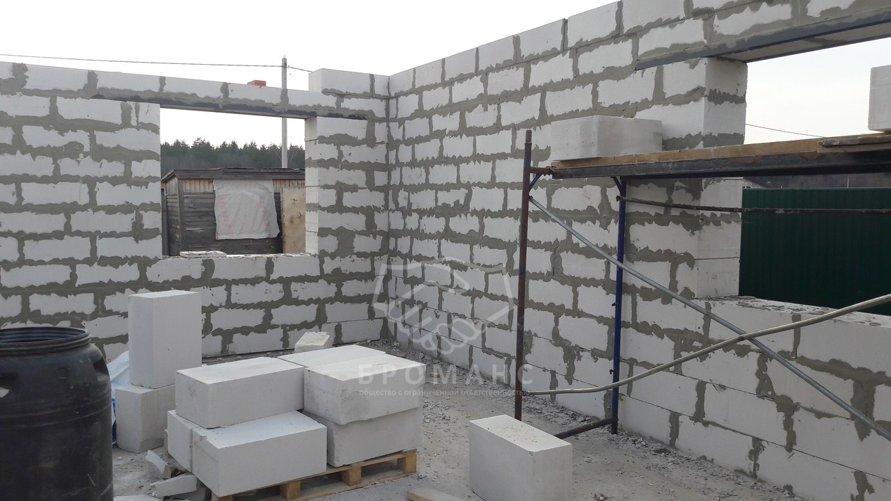 Строительство дома из газосиликатного блока 60х30х20